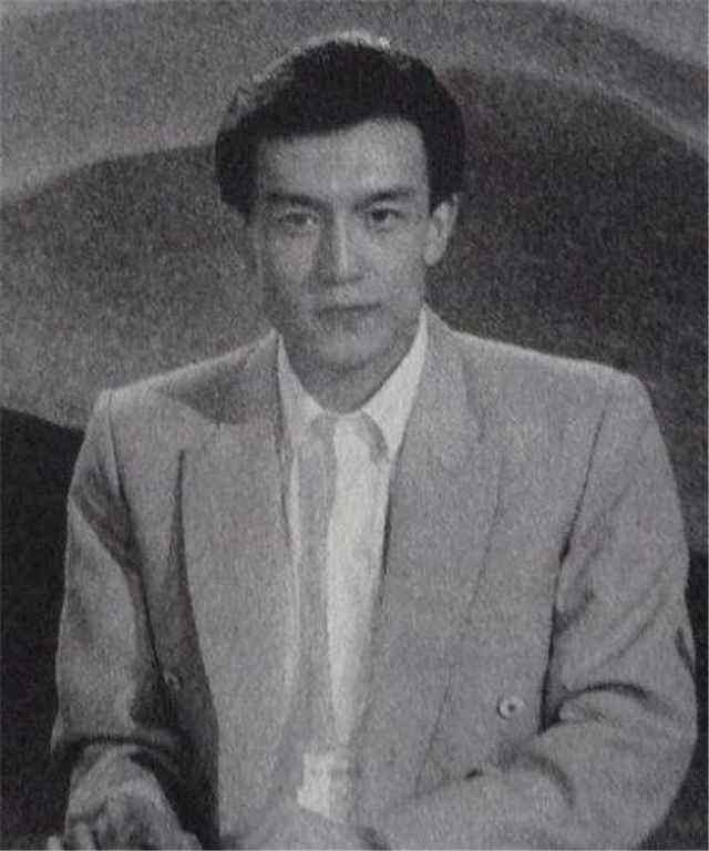 李咏资料简介(央视李咏个人资料及简介)插图8 李咏资料简介(央视李咏个人资料及简介)插图8