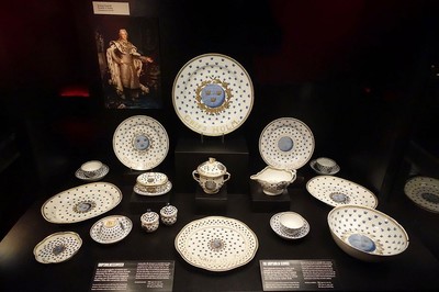 南宁十大高档餐具排行榜(十大骨瓷餐具品牌排行榜)插图1