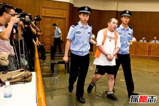 丈夫捅死一家六口只因家庭纠纷) (判死刑)