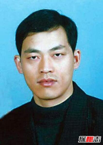 持枪抢银行杀人恶贯满盈(重庆持枪抢银行案)插图