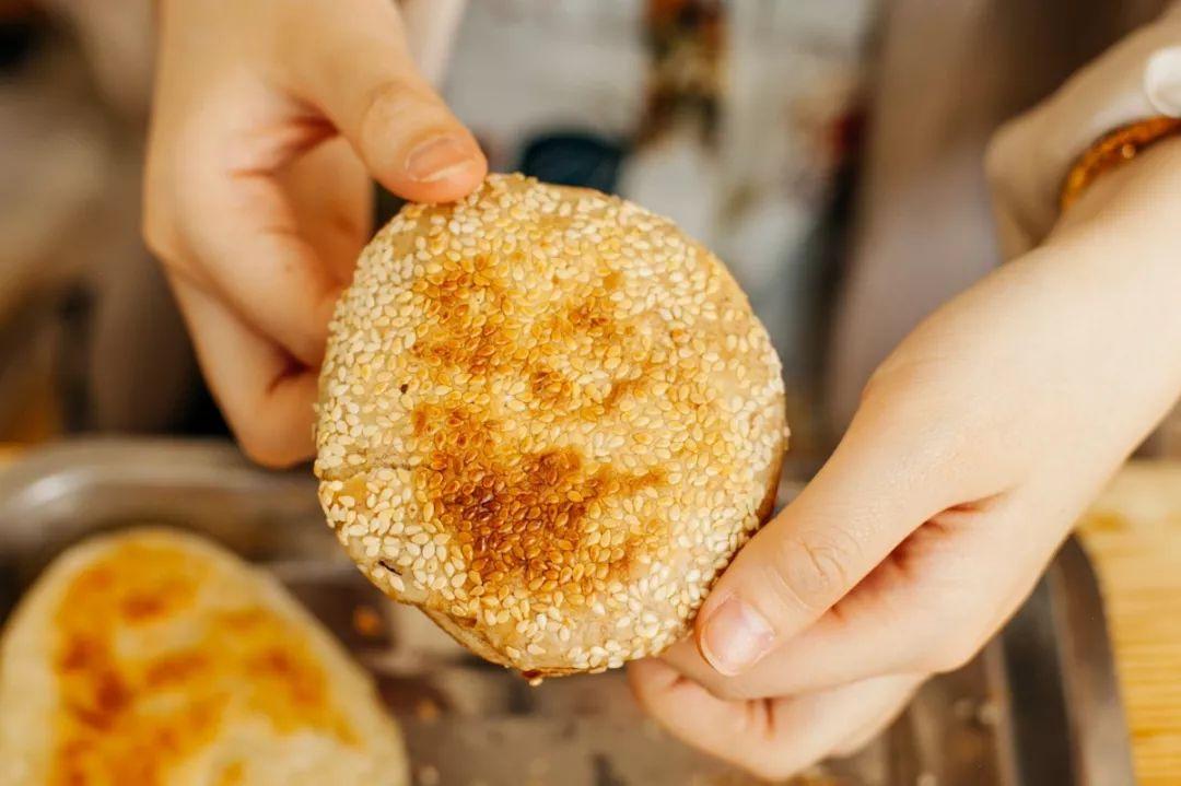 老北京芝麻烧饼怎么做好吃(老北京芝麻酱烧饼怎么做好吃)