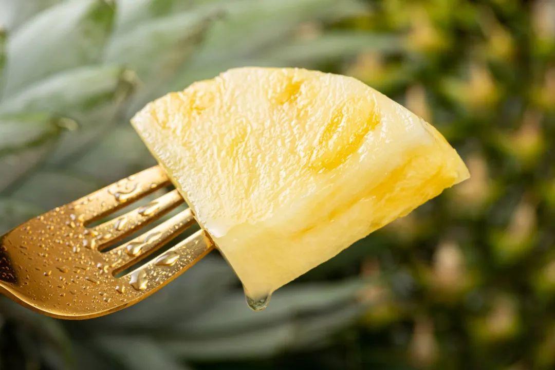 波萝和凤梨是同一种水果吗(菠萝和凤梨是同一种水果吗)