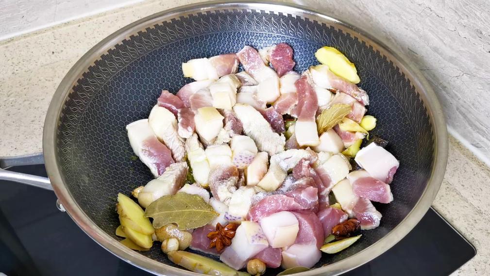 砂锅炖肉怎么炖好吃(砂锅怎么炖肉)插图3