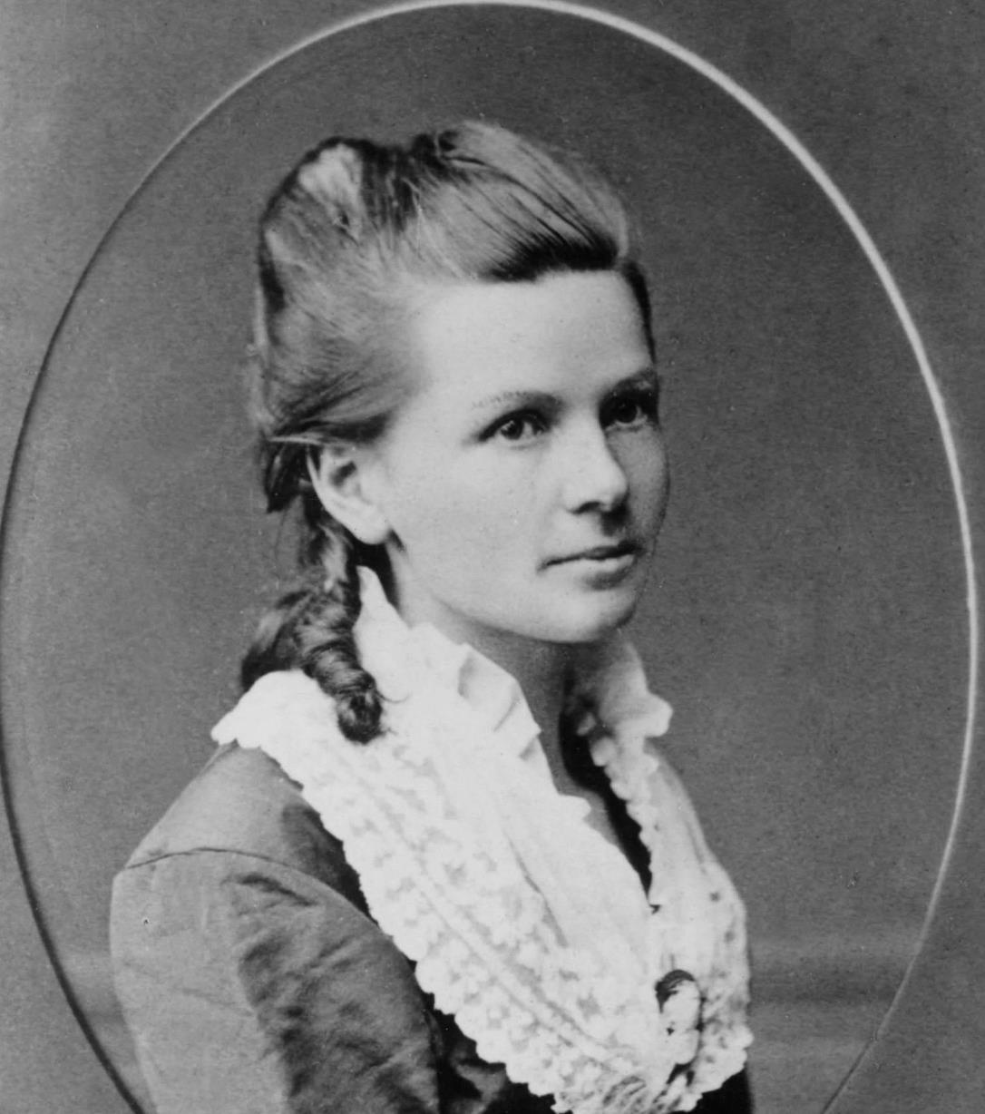 人类史上第一位女司机是谁(第一司机)插图4 人类史上第一位女司机是谁(第一司机)插图4