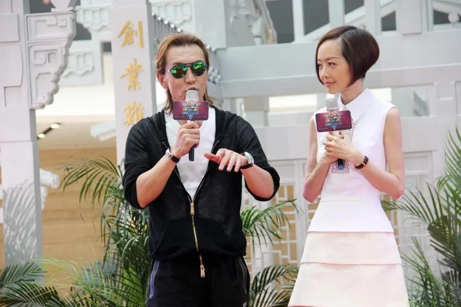 李咏资料简介(央视李咏个人资料及简介)插图20 李咏资料简介(央视李咏个人资料及简介)插图20