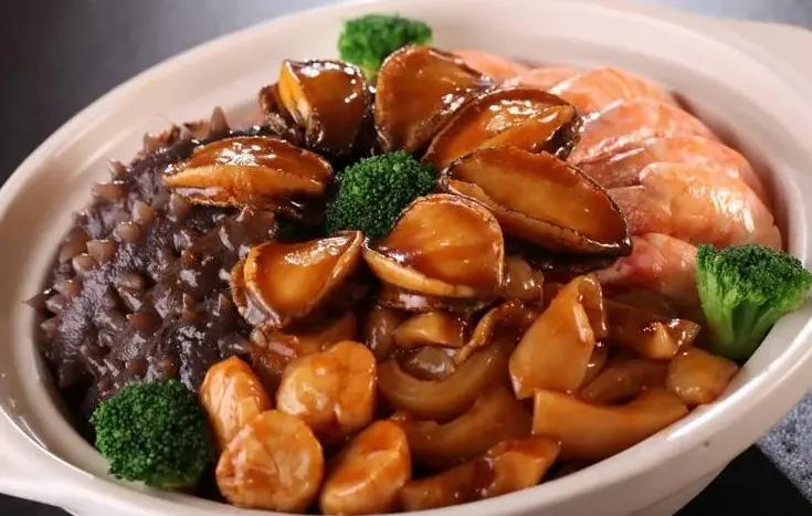 海参的简单最佳吃法(海参炖汤的做法)