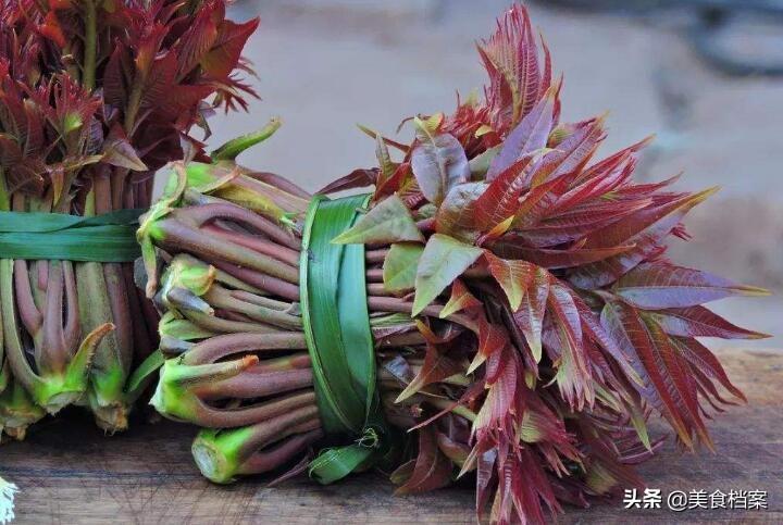 香椿芽怎么腌制好吃(香椿芽怎么腌制好吃又不坏)插图