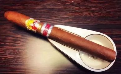 十大粗支名烟排行榜(世界十大名烟排行榜价格表)插图1