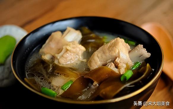 炖海带排骨汤海带什么时候放好(海带排骨汤啥时候放海带)插图4