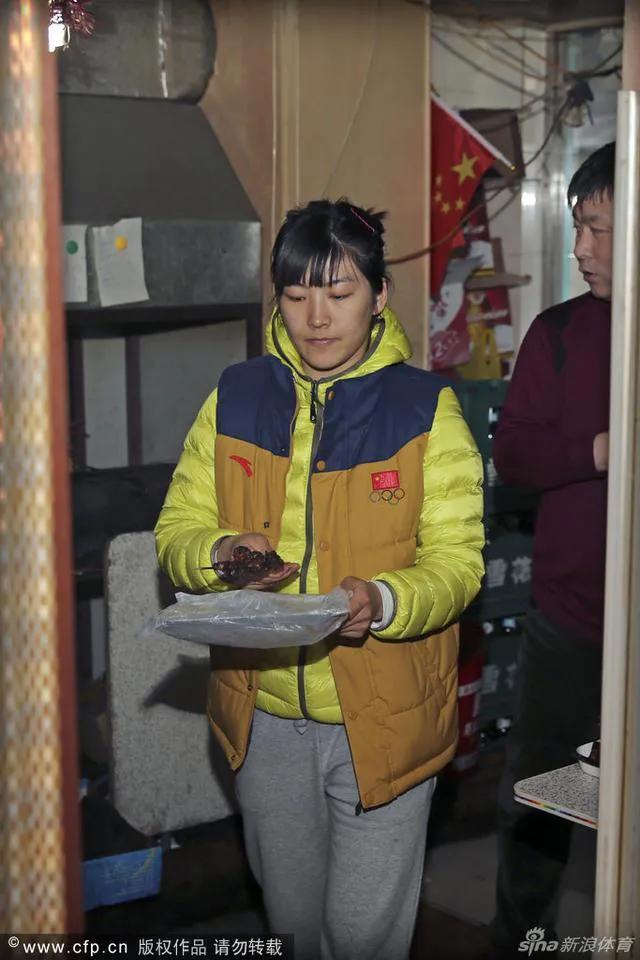 冯巩老师加入冯巩大战(冯巩老师简历)插图6
