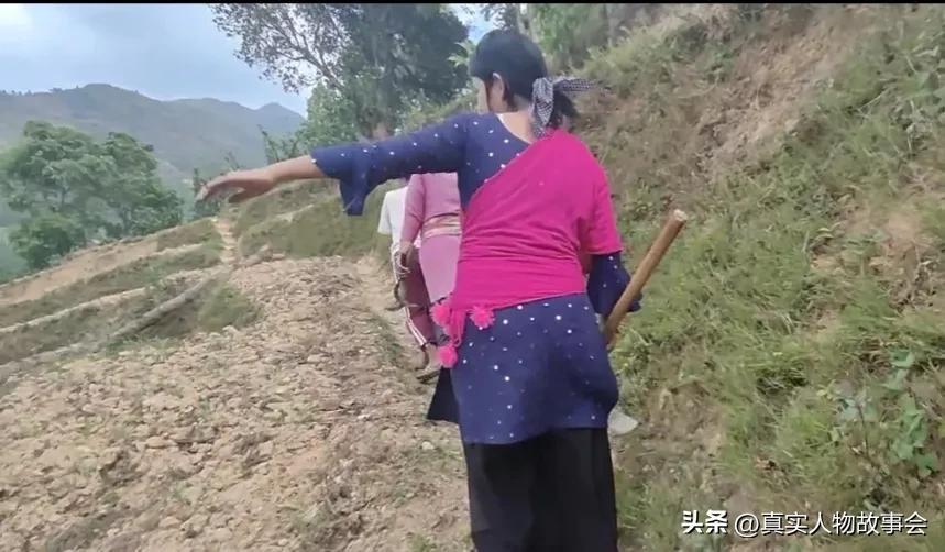 尼泊尔人长相是黄种人吗(尼泊尔人长相)插图11