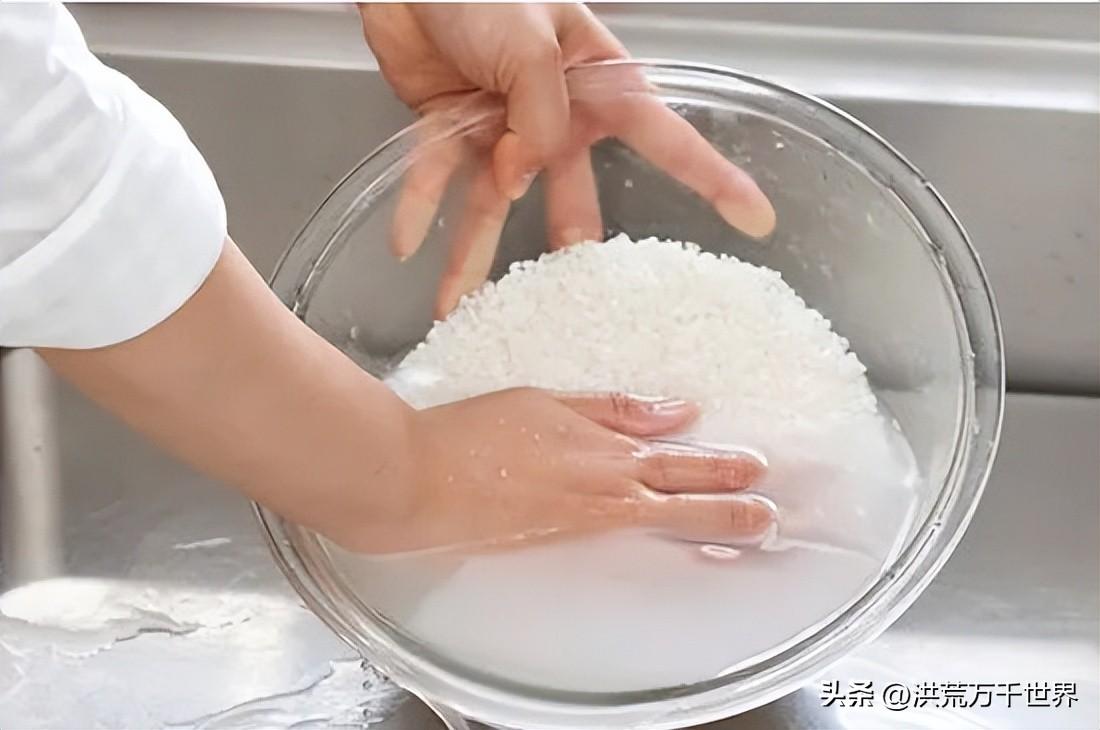 淘米水是氮肥还是磷肥(淘米水是酸性还是碱性)插图1