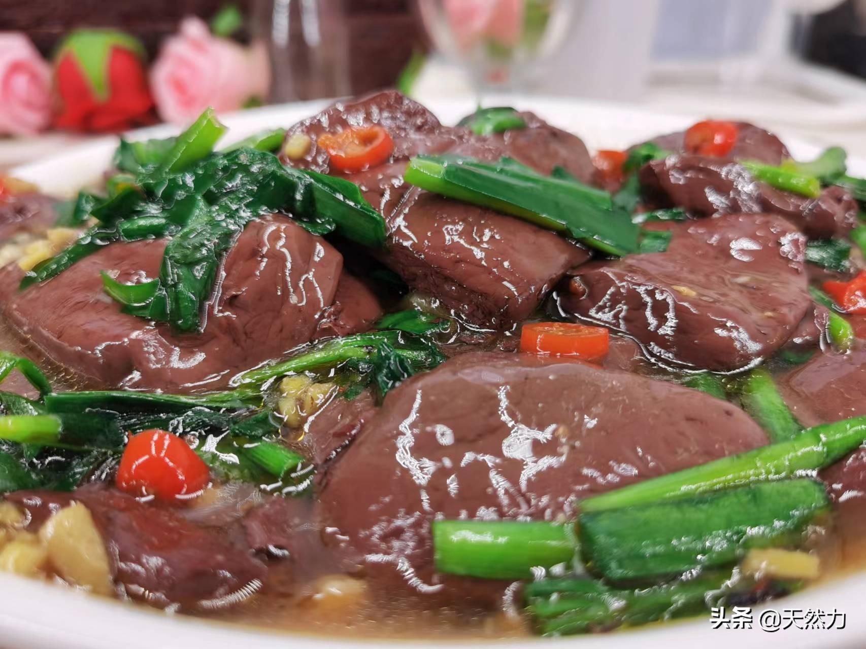 韭菜炒猪血怎么炒好吃(韭菜肉馅怎么调好吃)插图
