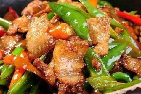 农家小炒肉最好吃的家常做法(农家小炒肉的家常做法)插图