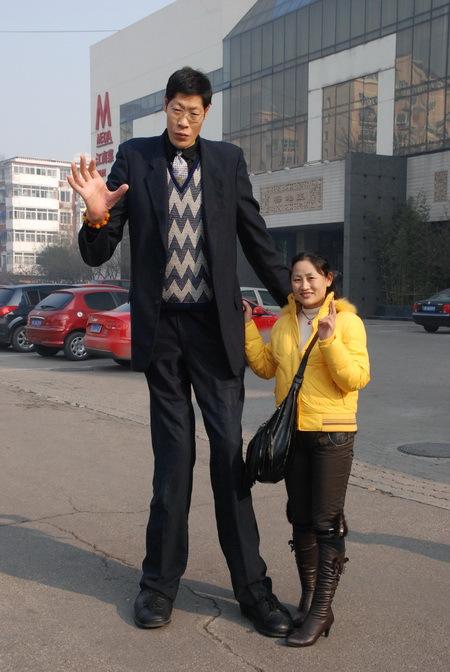 世界第一高人有多高(世界第一高人鲍喜顺现状)插图16