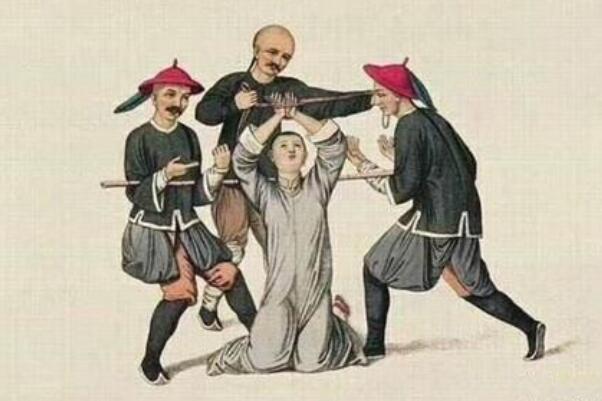 专门针对女子下体的刑法) (极其残忍表情包)插图4