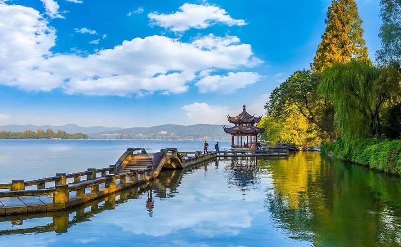 中国十大最美城中湖景区(山东十大城中湖)插图2