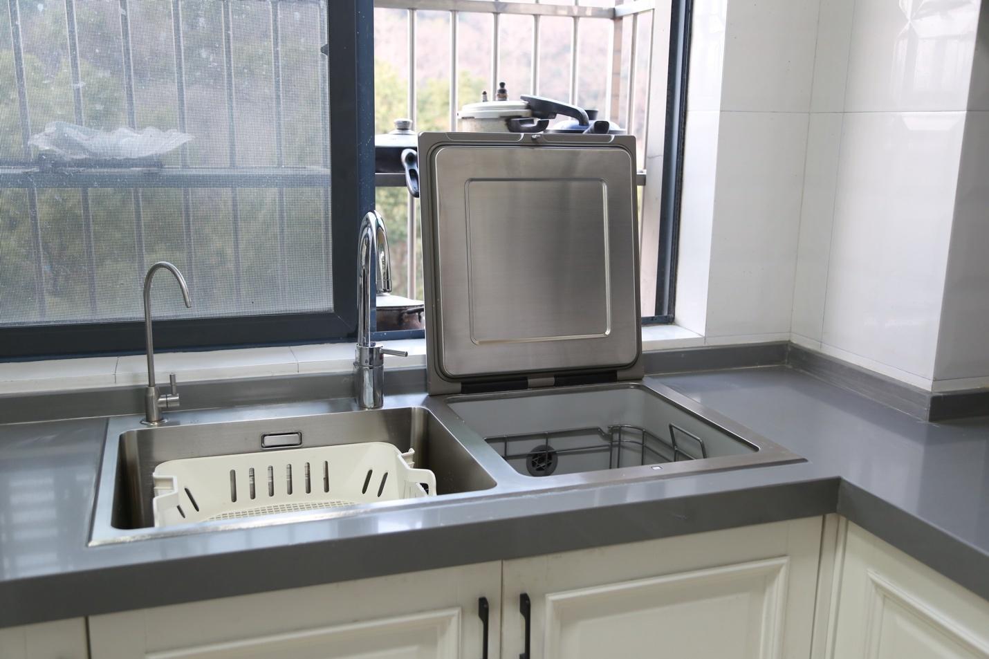 水槽式洗碗机为什么很少人使用了(水槽式洗碗机好用吗)插图