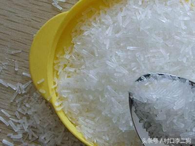 味精放在啤酒里(味精能放在啤酒里吗)插图1