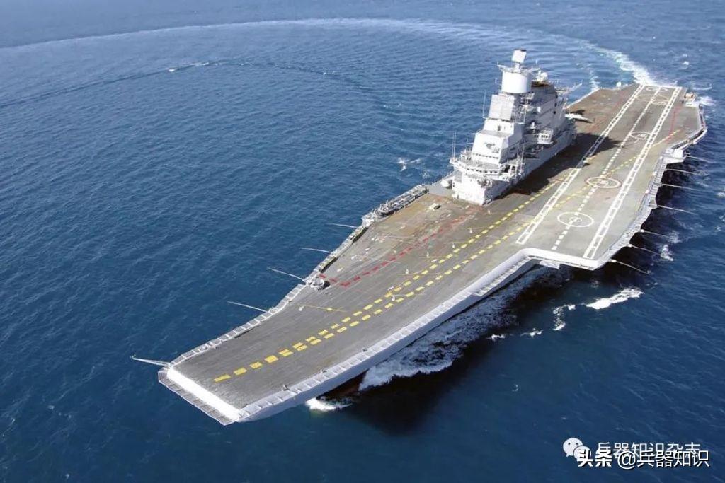 航空母舰有多少米长(最大的航空母舰有多长有多宽)插图15