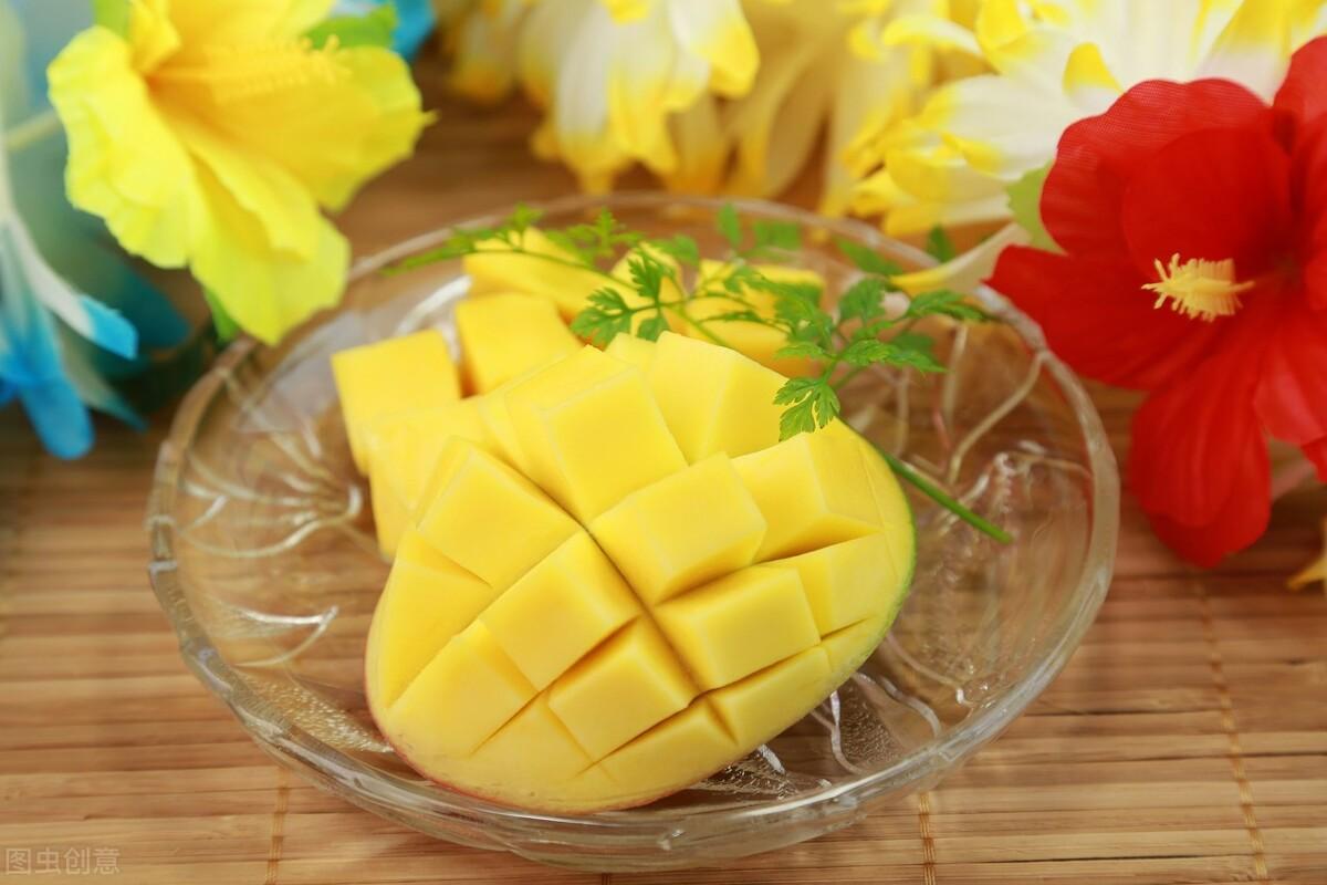 芒果西米露里面放的黑色颗粒是什么(西米露里面放的什么)插图2