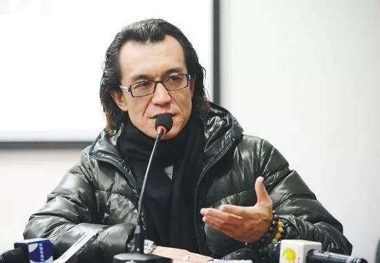 李咏资料简介(央视李咏个人资料及简介)插图15 李咏资料简介(央视李咏个人资料及简介)插图15