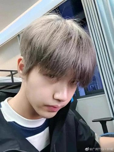 十大电竞最帅选手排行榜(电竞最厉害最帅的选手)插图5