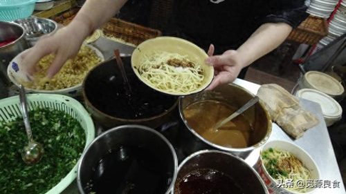 武汉十大自助早餐店排行榜(武汉最有名的早餐店)插图4