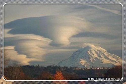 世界十大天空异象排行榜(梦见天空出现各种异象)插图4