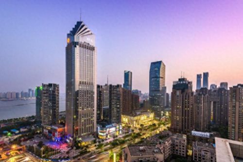 十大热门地方城市排行榜(全国gdp倒数十大城市排名)插图13