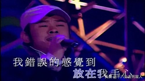 年度十大恶心歌曲排行榜(震撼人心的歌曲排名前十)插图19