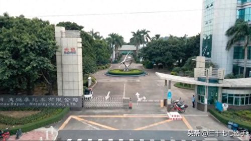 最伟大的摩托车排名前十(摩托车车评人排名前十名)插图1