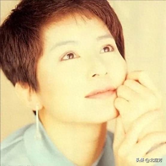 十大伤感歌曲排行榜女生(十大最好听的伤感歌曲女生)插图2