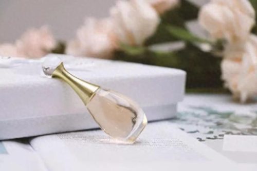 迪奥真我系列(女士香水推荐哪款好闻)插图22 迪奥真我系列(女士香水推荐哪款好闻)插图22