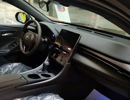 轿车纯燃油车油耗排名前十(凌放2023燃油版油耗)插图5