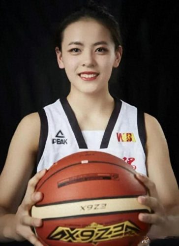 十大好身材女明星排行榜(十大魔鬼身材网红)插图8