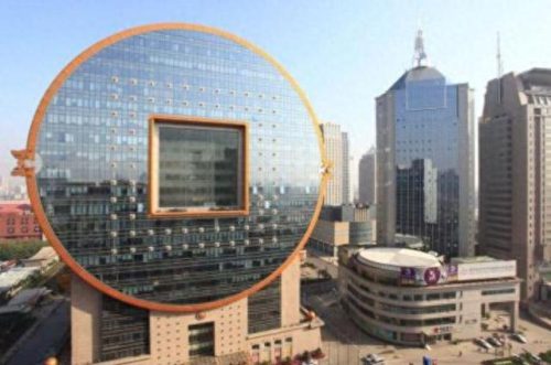 世界最丑十大建筑(世界最丑十大酒店)插图