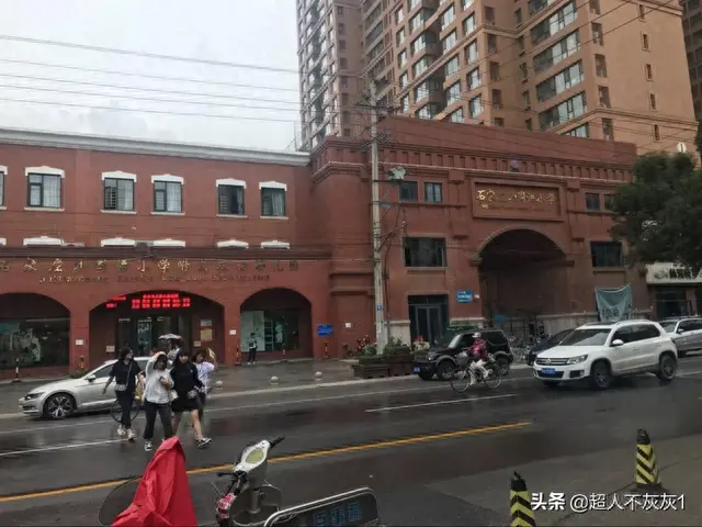 排名前十的中学石家庄私立(石家庄排名前二十的中学)插图1 排名前十的中学石家庄私立(石家庄排名前二十的中学)插图1