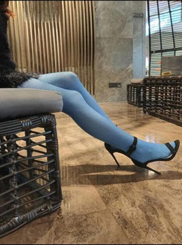 十大奢侈丝袜排行榜前十名(十大奢侈品牌女装)插图3