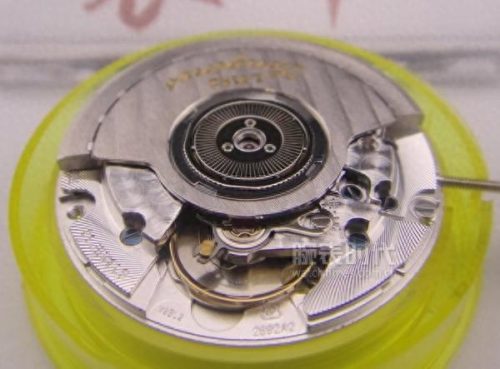 十大钟品牌机芯排行榜(钟表的机芯什么牌子好)插图