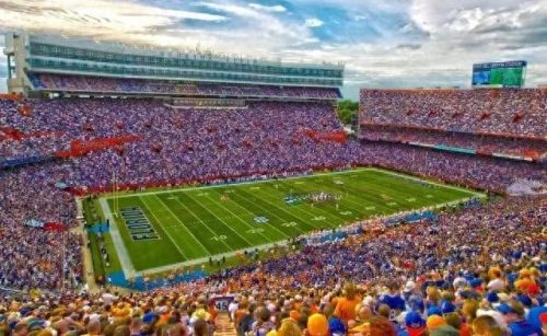 美国橄榄球高校排名前十(美国哪个大学橄榄球强)插图8 美国橄榄球高校排名前十(美国哪个大学橄榄球强)插图8