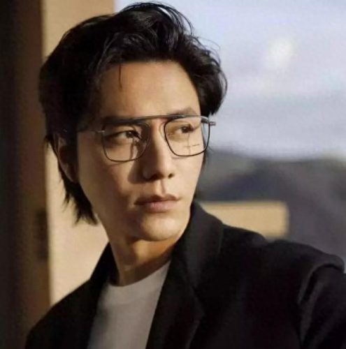 十大素人帅哥排行榜第一(80后公认帅哥前十名)插图62 十大素人帅哥排行榜第一(80后公认帅哥前十名)插图62