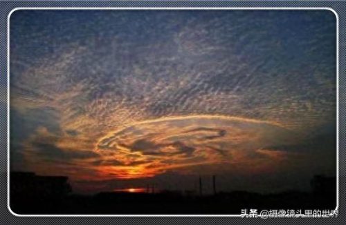 世界十大天空异象排行榜(梦见天空出现各种异象)插图1