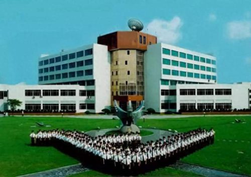 洛阳民航培训学校排名前十(洛阳驾校排名前十名)插图4 洛阳民航培训学校排名前十(洛阳驾校排名前十名)插图4