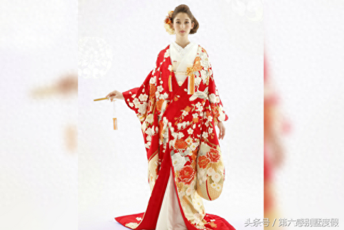 十大最贵的和服品牌排行榜(最贵的女士内衣的品牌)插图3 十大最贵的和服品牌排行榜(最贵的女士内衣的品牌)插图3