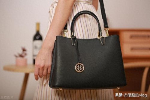 国际十大包品牌排行榜前十(网球包十大品牌)插图1