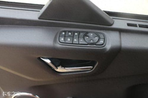 十大不减速货车排行榜图片(10万以内货车排行榜)插图5 十大不减速货车排行榜图片(10万以内货车排行榜)插图5