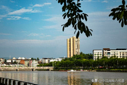 廊坊商用光伏发电排名前十(中国光伏十大巨头排名)插图2