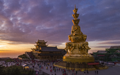 全国最高的十大佛像排行榜(国内最有名的十大佛像)插图8