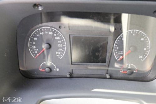 十大不减速货车排行榜图片(10万以内货车排行榜)插图15 十大不减速货车排行榜图片(10万以内货车排行榜)插图15